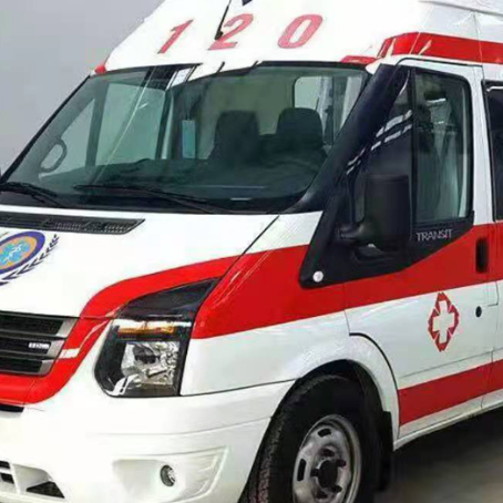 渭城非急救护送病人转院租赁救护车的优缺点对比